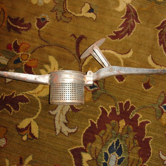 Vintage Potato Ricer - Kitchen Primitive - Antique Potato Ricer - Picture 2 of 5